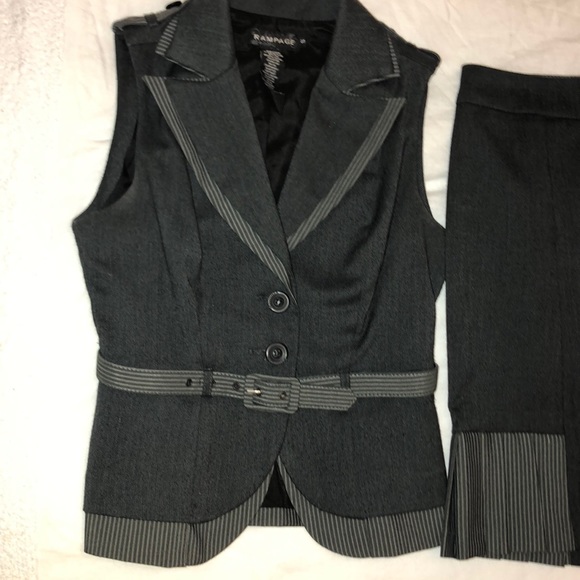 Rampage - Picture 2 of 3